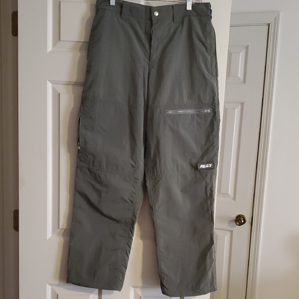 Palace F-Light Pant. Size Large. Color Olive Green.